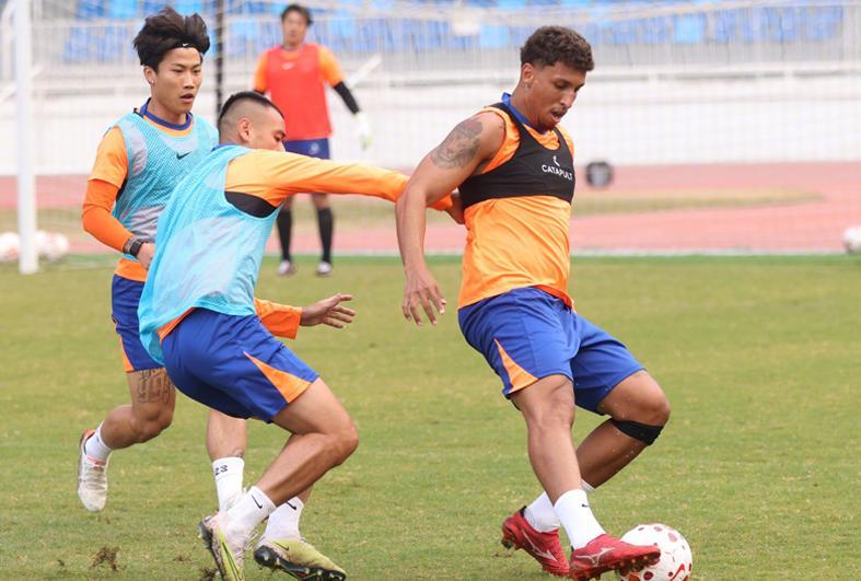 泰山B队冲甲文旅能养活两支球队？铁人欲打破争冠格局 轻敌必自毙